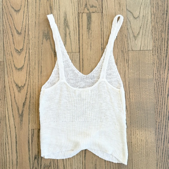 Love Tree Women’s White Crochet Sweater Knit Twist Front Tank Top Size Medium - Picture 4 of 9